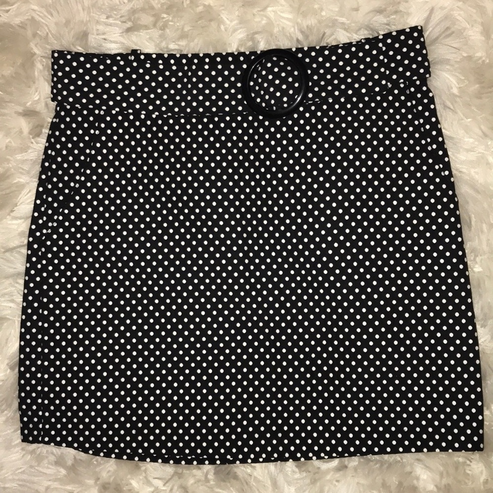 B&W POLKA DOT SKIRT FOREVER 21